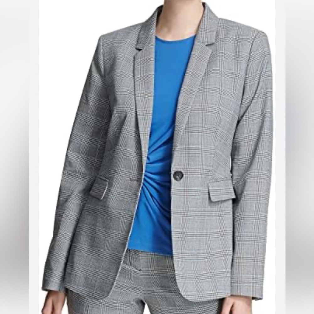 Bill Burns Exclusive Blazer
Size: 10 Bill Burns